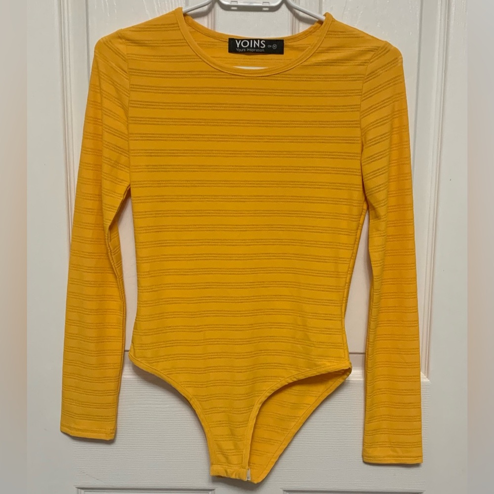 ✨3/$25 Yellow long sleeve bodysuit✨